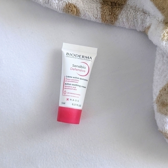 Free with Purchase I Bioderma Sensibio Active Soothing Cream - Picture 2 of 3